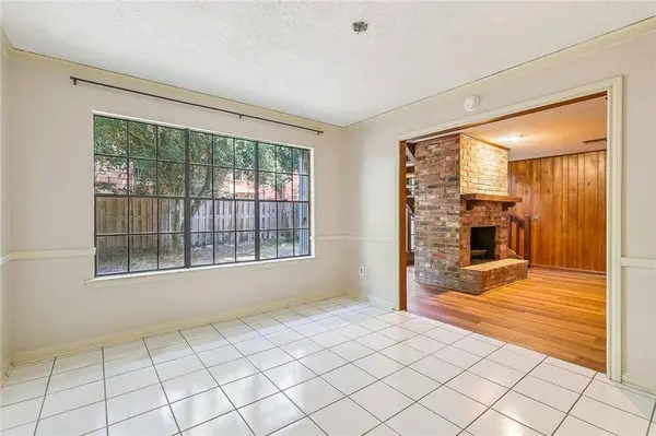 21 CARRIAGE LN, New Orleans, LA 70114