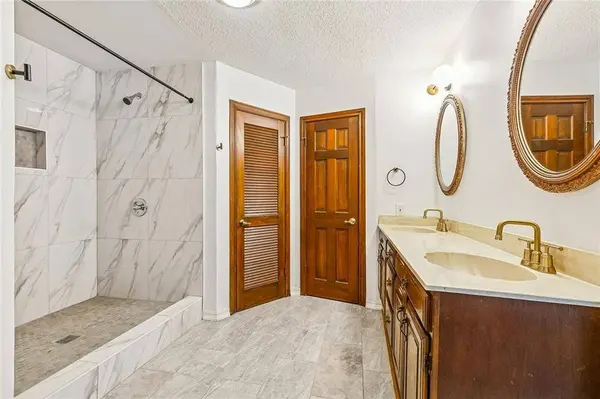 21 CARRIAGE LN, New Orleans, LA 70114