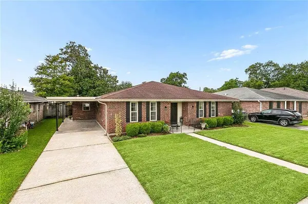 186 SEDGEFIELD DR, Harahan, LA 70123