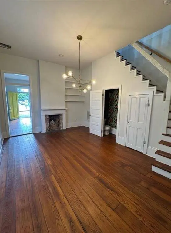 909 RACE ST, New Orleans, LA 70130