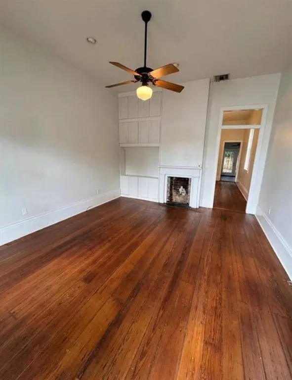 909 RACE ST, New Orleans, LA 70130