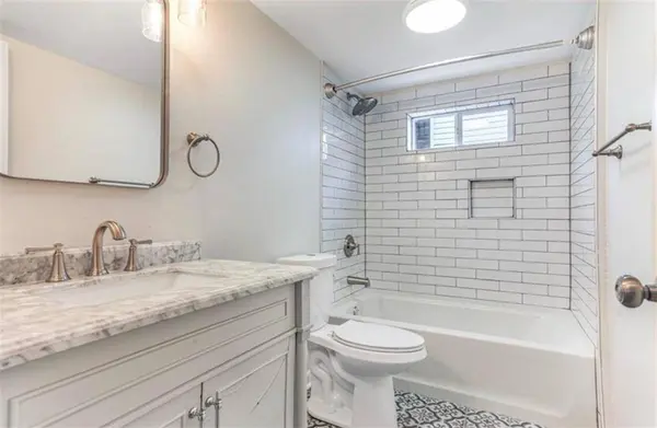 2232 AMELIA ST, New Orleans, LA 70115