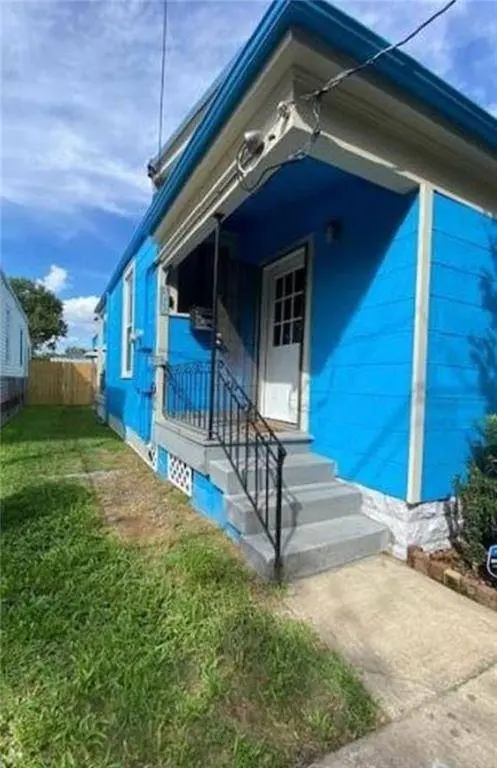 8013 GREEN ST, New Orleans, LA 70118