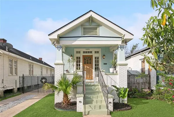 2434 AUBRY ST, New Orleans, LA 70119