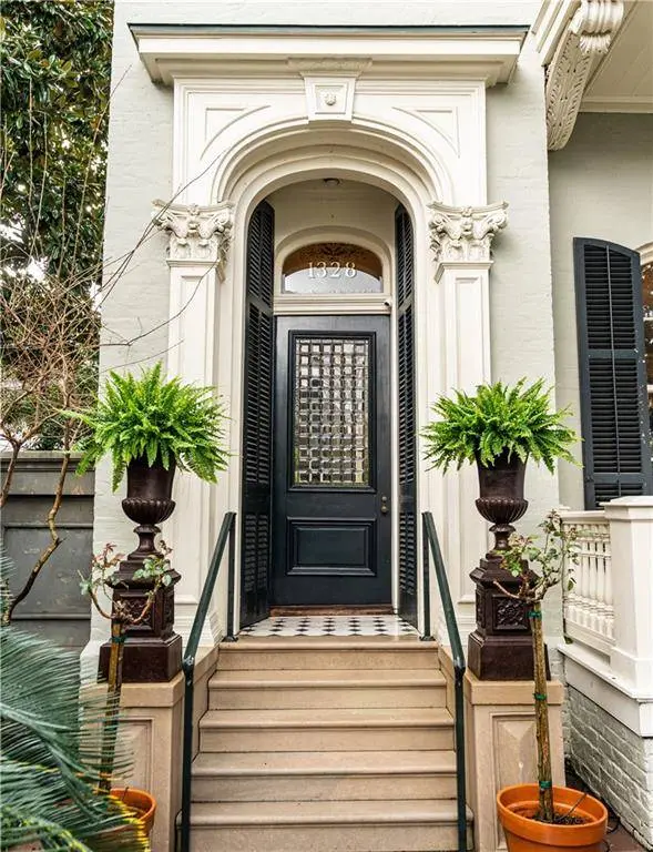 1328 FELICITY ST, New Orleans, LA 70130
