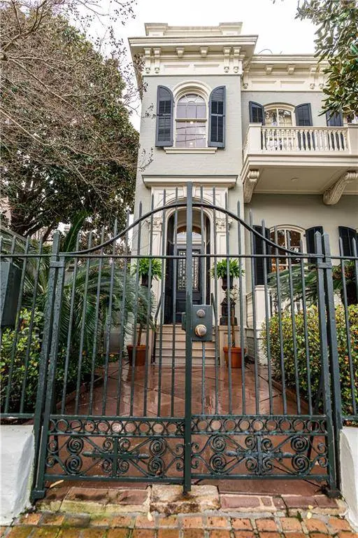 1328 FELICITY ST, New Orleans, LA 70130