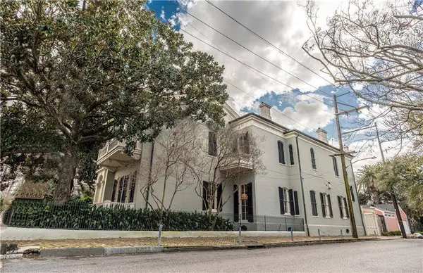 1328 FELICITY ST, New Orleans, LA 70130