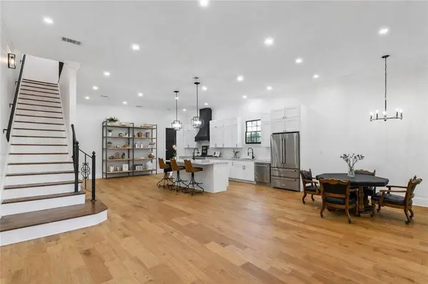 826 DELACHAISE ST, New Orleans, LA 70115
