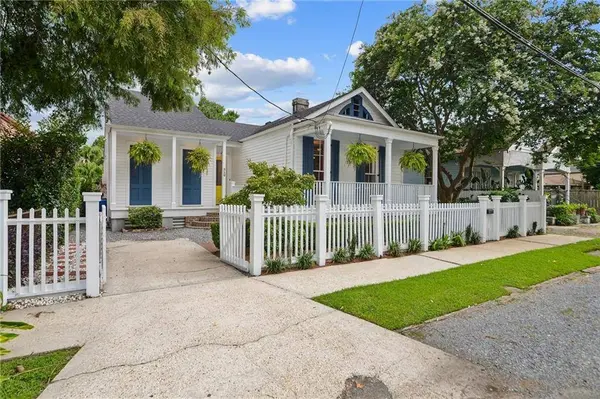 319 CALHOUN ST, New Orleans, LA 70118