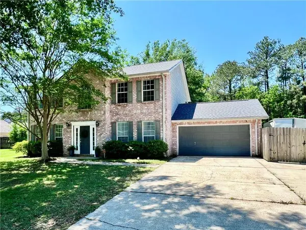 2127 SUMMERTREE DR, Slidell, LA 70460