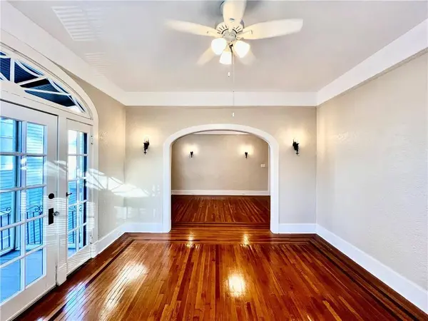 2011 GENERAL PERSHING ST #2A, New Orleans, LA 70115
