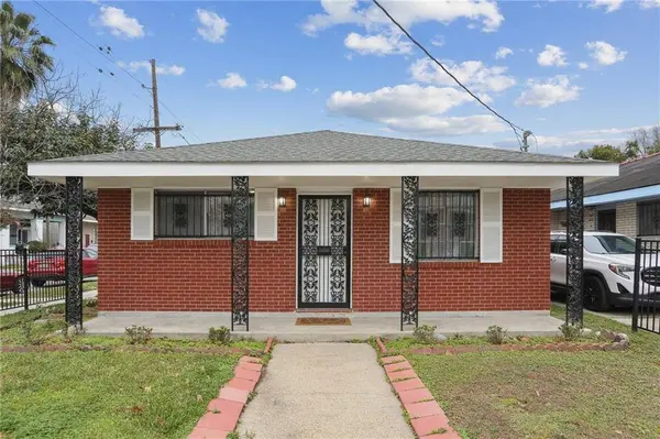 7551 OAK ST, New Orleans, LA 70118