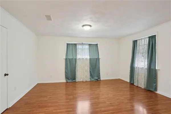 7551 OAK ST, New Orleans, LA 70118