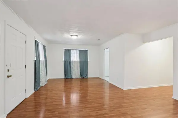 7551 OAK ST, New Orleans, LA 70118