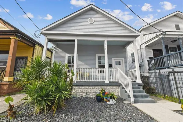3717 WILLOW ST, New Orleans, LA 70115