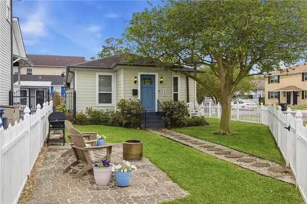 900 FLORIDA BLVD, New Orleans, LA 70124