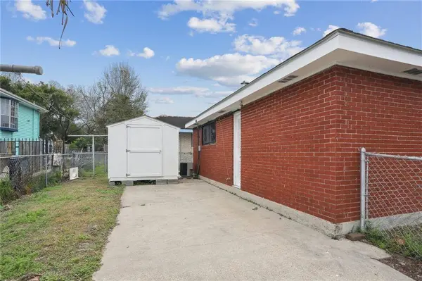 7551 OAK ST, New Orleans, LA 70118
