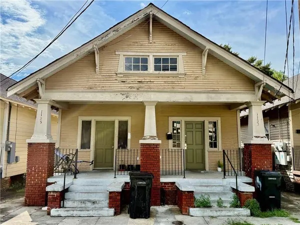 1133 BELLEVILLE ST