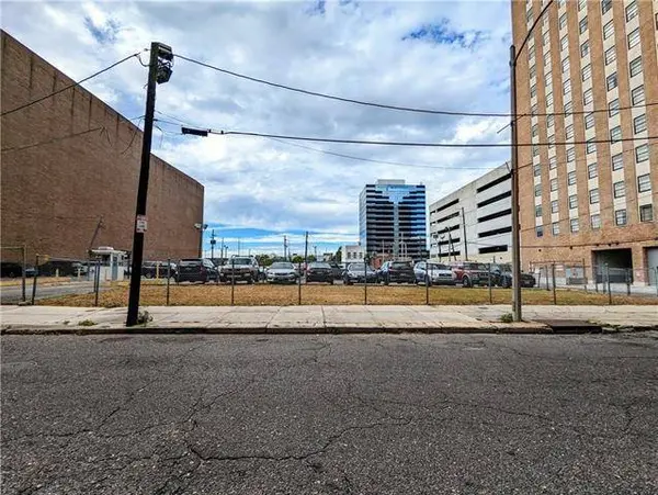 1500 CLEVELAND AVE