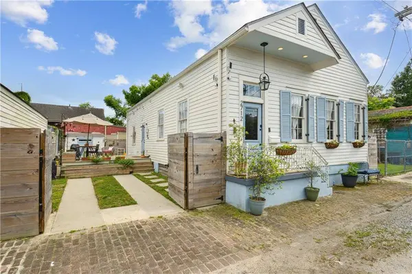 2712 SAINT THOMAS ST, New Orleans, LA 70130