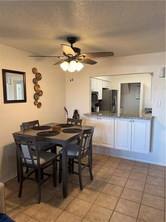 2425 OXFORD PL #132, Gretna, LA 70056