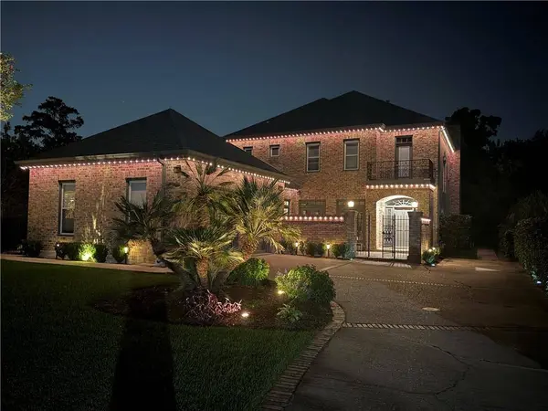 4 ANNANDALE CT, New Orleans, LA 70131