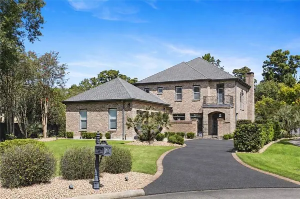 4 ANNANDALE CT