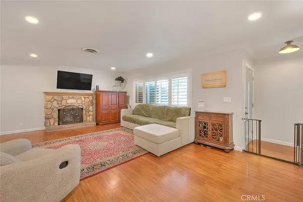 1242 2nd PL, Calimesa, CA 92320