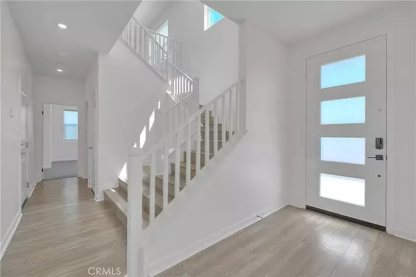 15820 Caterpillar DR, Fontana, CA 92336