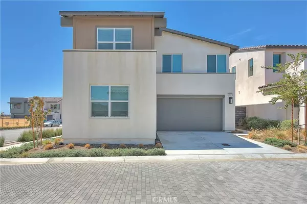 15820 Caterpillar DR, Fontana, CA 92336