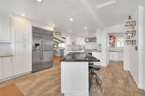 2497 Sierra DR, Upland, CA 91784