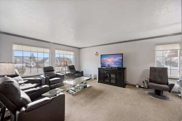 1937 E WASATCH BLVD, Sandy, UT 84092