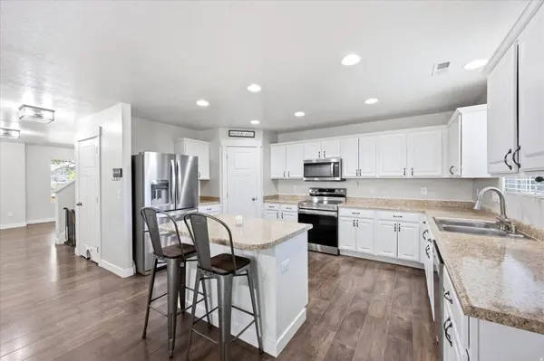 365 S JORDAN WAY, Lehi, UT 84043