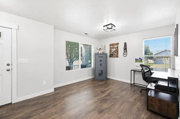 365 S JORDAN WAY, Lehi, UT 84043