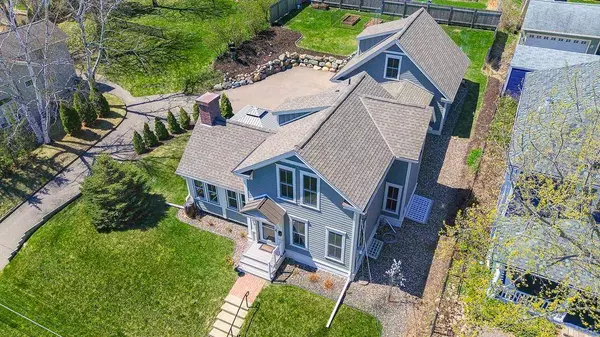 912 5th ST S, Stillwater, MN 55082