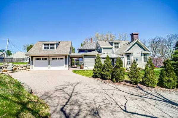 912 5th ST S, Stillwater, MN 55082