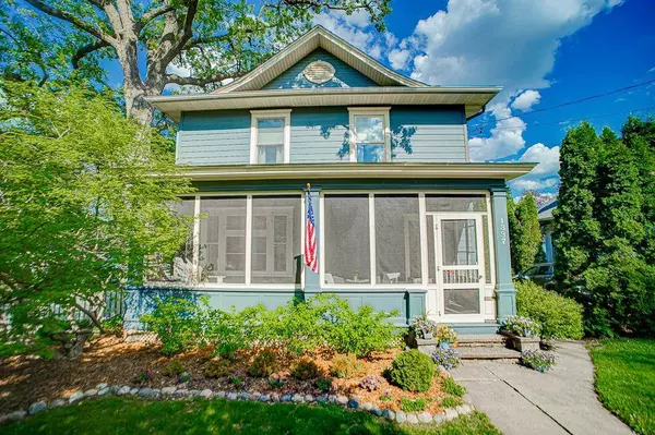 1337 2nd ST S, Stillwater, MN 55082