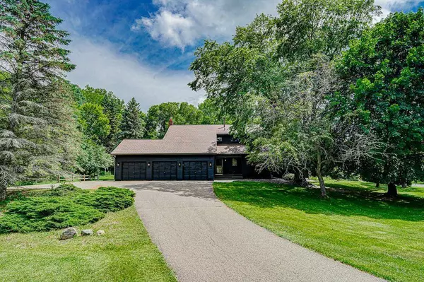 5055 Jerome AVE N, Lake Elmo, MN 55042