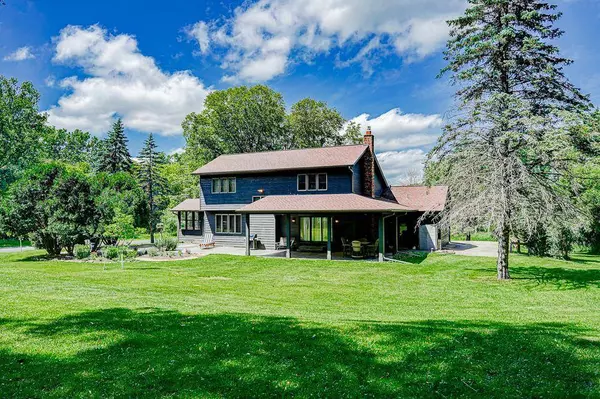 5055 Jerome AVE N, Lake Elmo, MN 55042