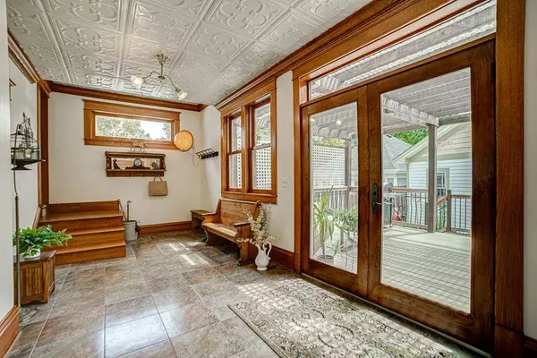 429 Pine ST W, Stillwater, MN 55082