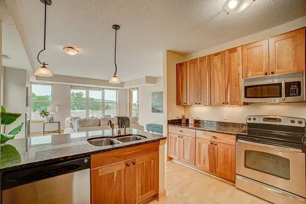 650 Main ST N #308, Stillwater, MN 55082