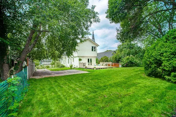 201 6th ST S, Stillwater, MN 55082