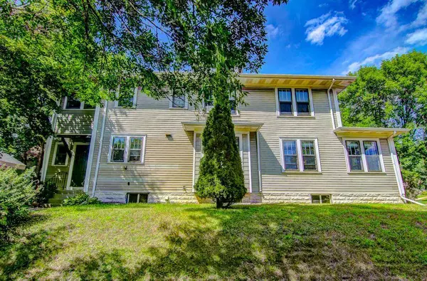 445 Lexington Pkwy S, Saint Paul, MN 55105