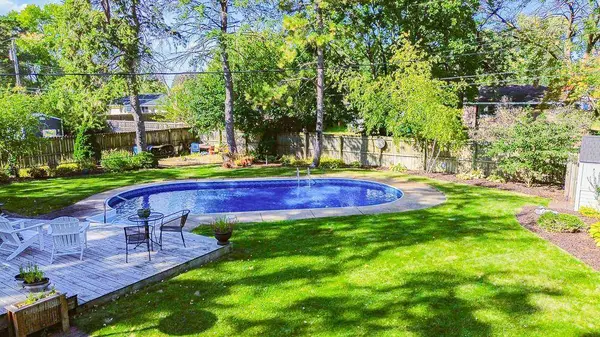 93 Martin WAY, Vadnais Heights, MN 55127