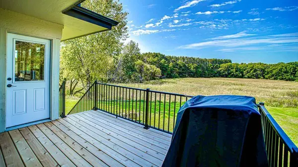 8320 Dellwood Road CT N, Grant, MN 55115