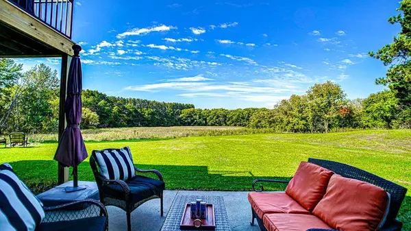 8320 Dellwood Road CT N, Grant, MN 55115