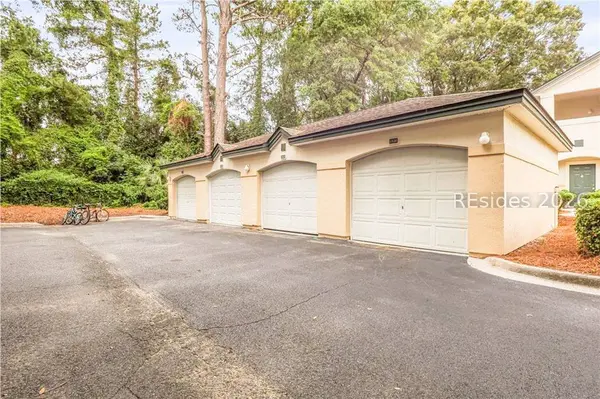 897 Fording Island RD #220, Bluffton, SC 29910