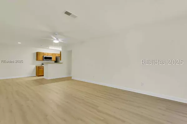 897 Fording Island RD #102, Bluffton, SC 29910