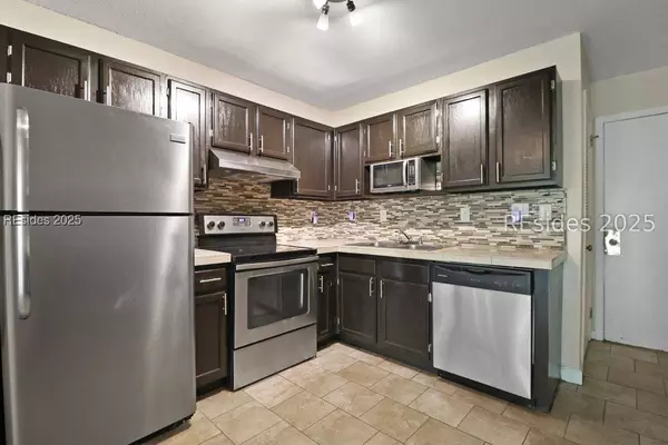 239 Beach City RD #3338, Hilton Head Island, SC 29926