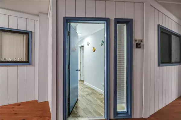 40 Folly Field RD #B142, Hilton Head Island, SC 29928
